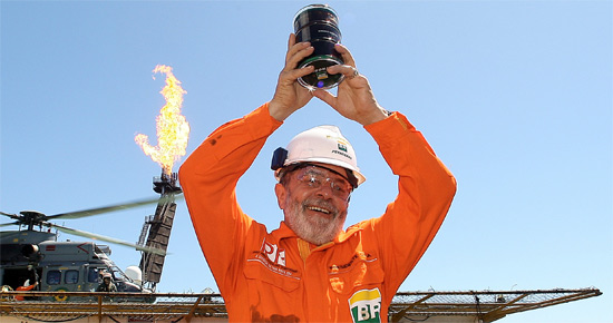 Lula apresenta o primeiro óleo da camada pré-sal