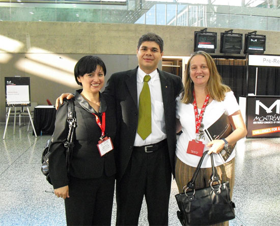 Profa Marleny Aranda da Universidade of Alberta (Canada) e Profa Regina Santos Universidade of Birmingham (Inglaterra) no Congresso Mundial de Engenharia Química em Montreal