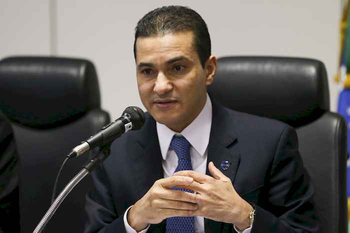 Ministro da Indústria e Comércio defende incentivos ao biodiesel