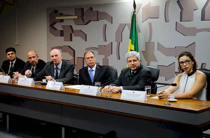Congresso debate expansão do investimento na produção do biodiesel