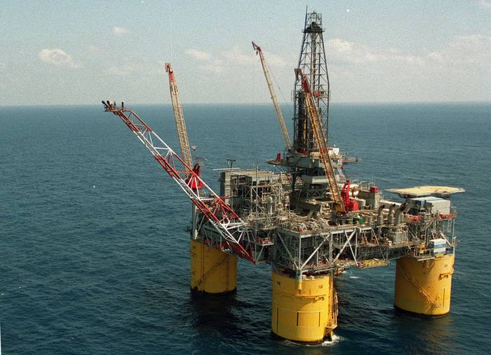 Opep anuncia que equilíbrio de preços do petróleo começa em 2016