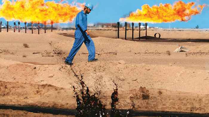 Opep chega a acordo para cortar produção e petróleo sobe 5%
