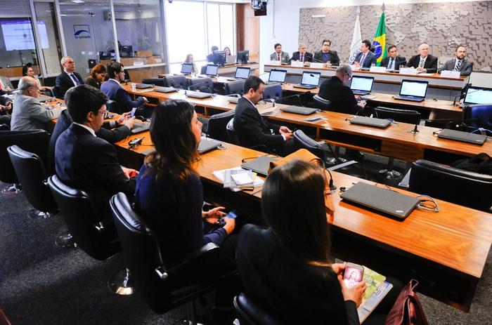 Biocombustíveis reduzem emissão de carbono, dizem participantes de audiência