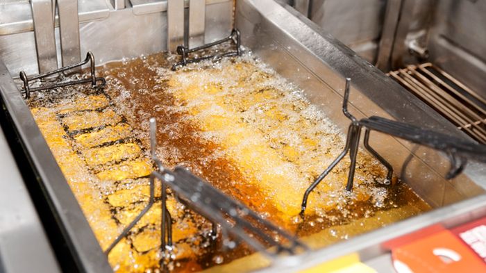 Cargill recicla 6 mil litros de óleo vegetal usados da rede KFC