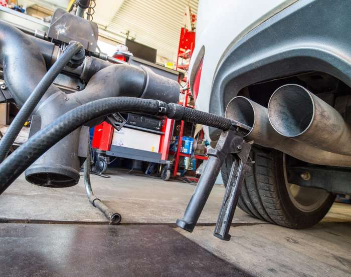 Cetesb inaugura laboratório para analisar emissões de veículos a diesel