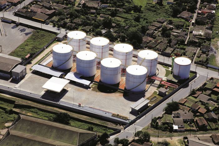 Importação de diesel fica estável em maio