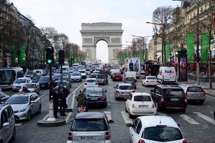França quer fim da venda de carros a gasolina e diesel em 2040
