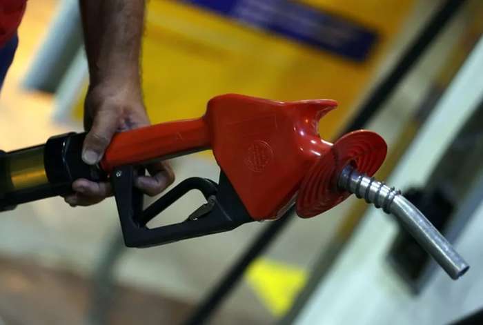 Desembarques de óleo diesel no país recuam 3,7% em abril