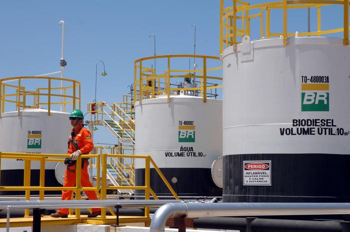 Leilão de estoque contratou 40 milhões de litros