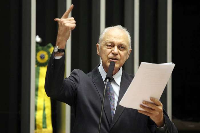 PL que torna B20 obrigatório será reapresentado na Câmara