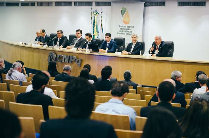 Seminário que celebrou 10 anos de Ubrabio debateu futuro do biodiesel