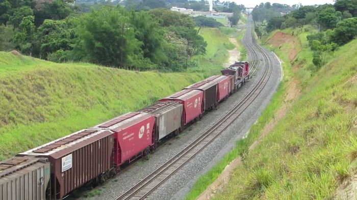 Reativado trecho de ferrovia que passa por Três Lagoas (MS)