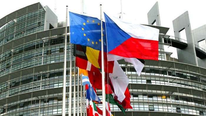 Europarlamento aprova banimento de biocombustíveis feitos com palma
