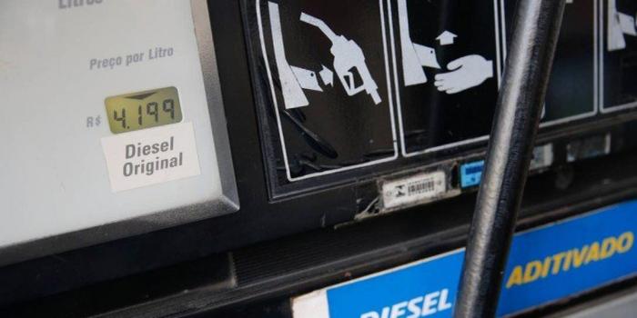 Diesel volta a subir nos postos apesar de subsídio do governo