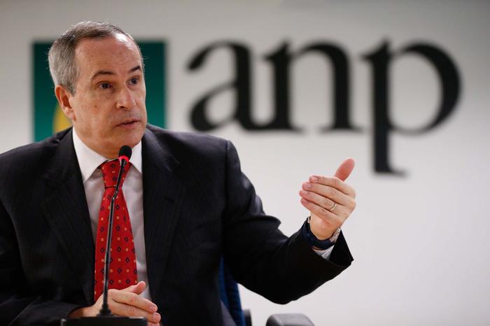 ANP descarta impor frequência de reajuste de combustível