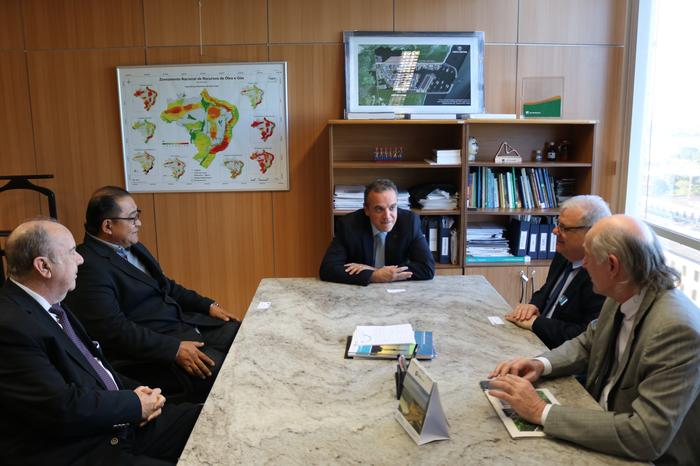 Em reunião com MME, Ubrabio defende aumento da mistura em março