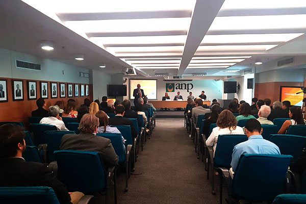 ANP realiza audiência sobre regras para exportação e importação de combustíveis