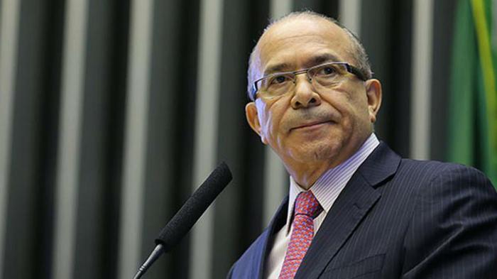 Subsídio do diesel será mantido, mas preço pode variar, diz Padilha