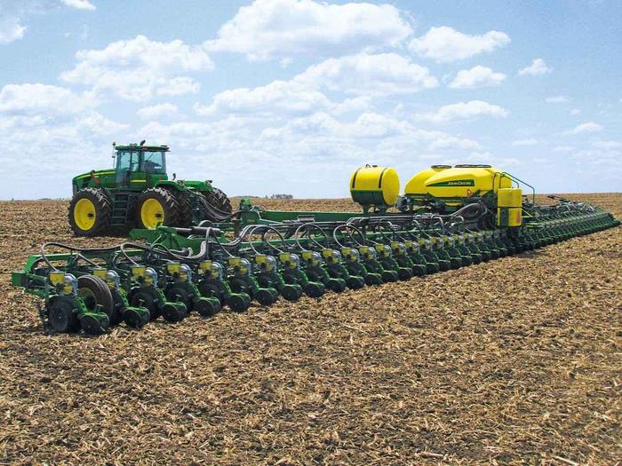 Agricultores do MT aceleram plantio da soja de olho no algodão safrinha