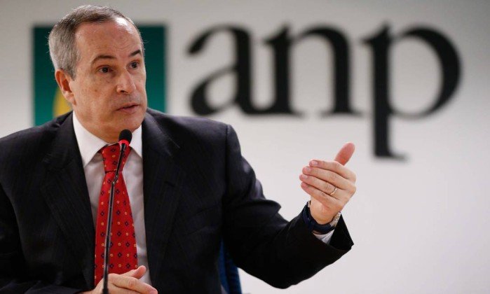 ANP fará consulta pública sobre reajustes de preços de combustíveis