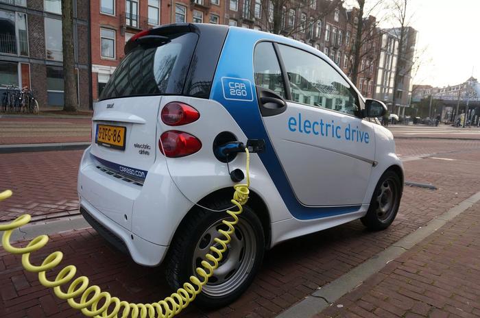 Programa do governo vai abater imposto de carros elétricos e híbridos