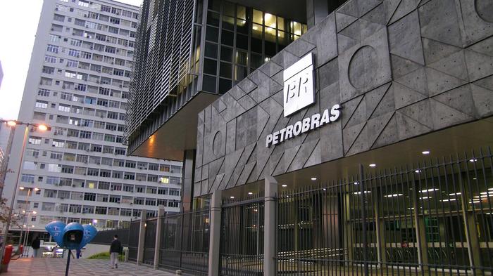Tributação é alvo de setor de combustíveis em consulta pública da ANP