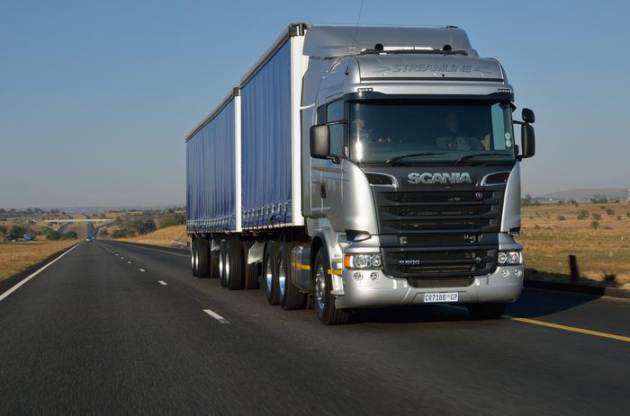 Montadoras e fabricantes de motores oferecem opções para B20 ou mais