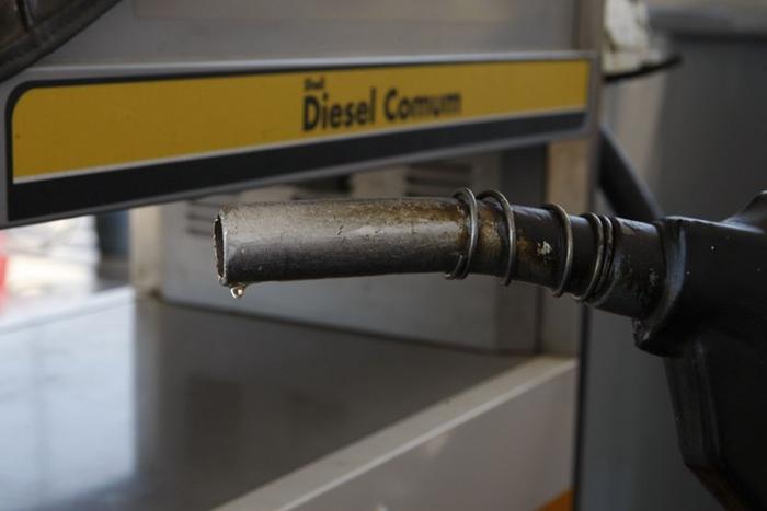 Vendas de diesel caem em março e encerram sequência de 10 altas