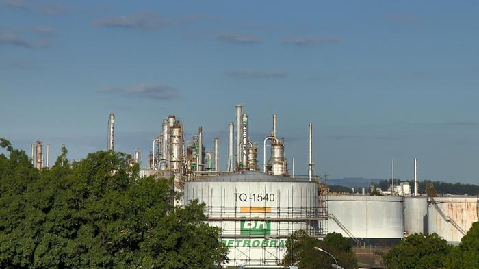 Petrobras informa retomada de 100% da capacidade da refinaria de Paulínia