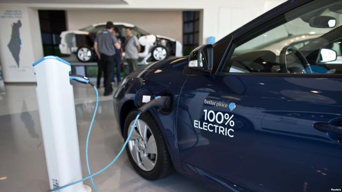 Veículos movidos a combustível serão removidos até 2030 em Israel