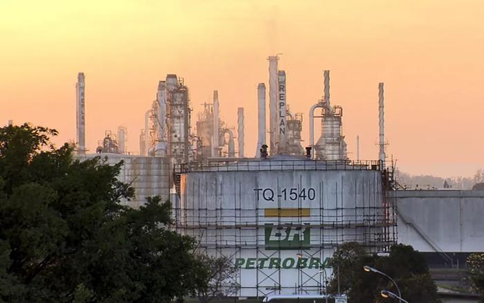 Replan aumenta produção em março, mas refino de petróleo fica 9,6% abaixo do registrado em 2018