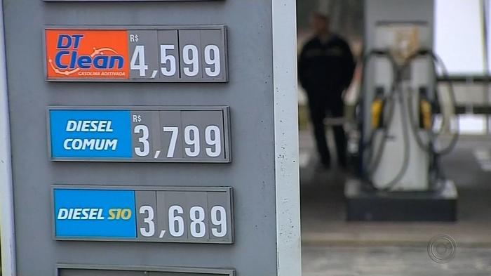 Preço do diesel retoma o pico um ano após a greve