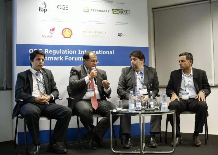 Brasil precisará de quatro novas refinarias