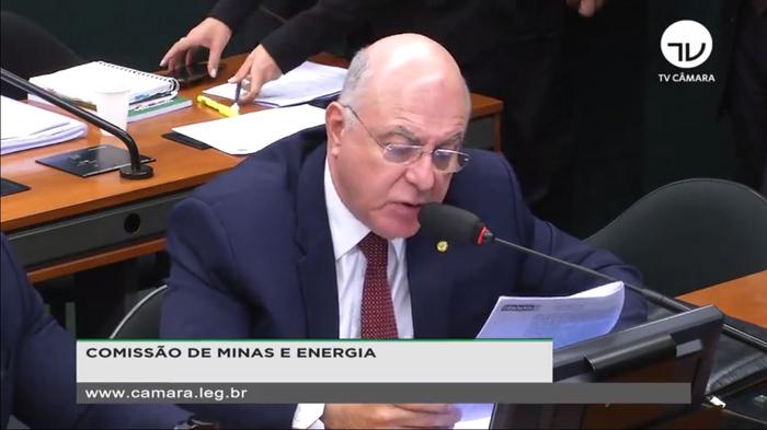 CME rejeita PL que autorizava biodiesel puro em veículos de passeio