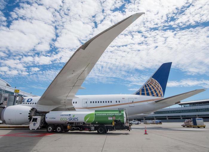 Boeing amplia investimento em biocombustível para aviação no Brasil