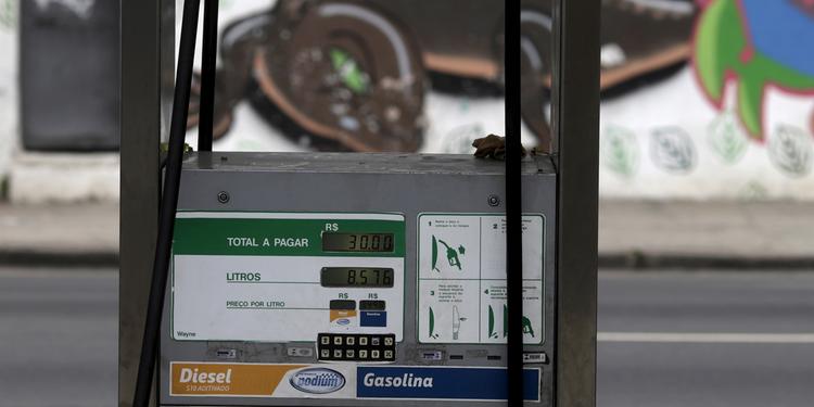 Biodiesel ultrapassa R$ 3 e pressiona diesel nos postos
