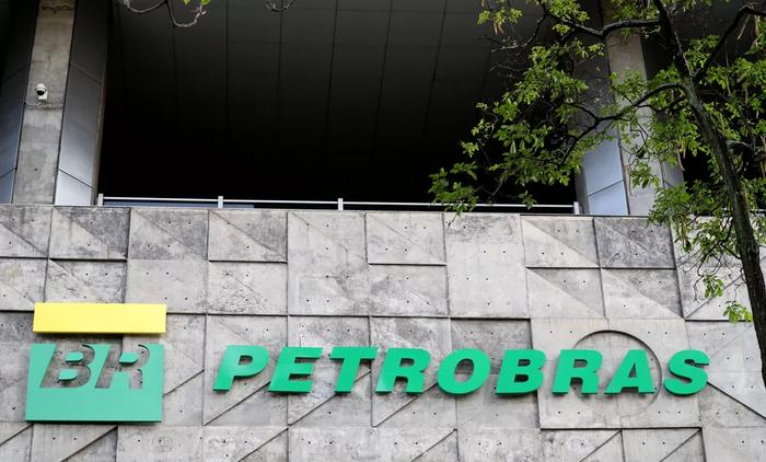 Raízen, Ultrapar, Sinopec e Mubadala na 2ª fase da disputa por refinarias da Petrobras