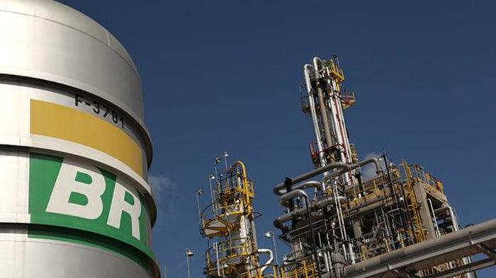 Petrobras corta em 3% preço médio da gasolina e do diesel nas refinarias