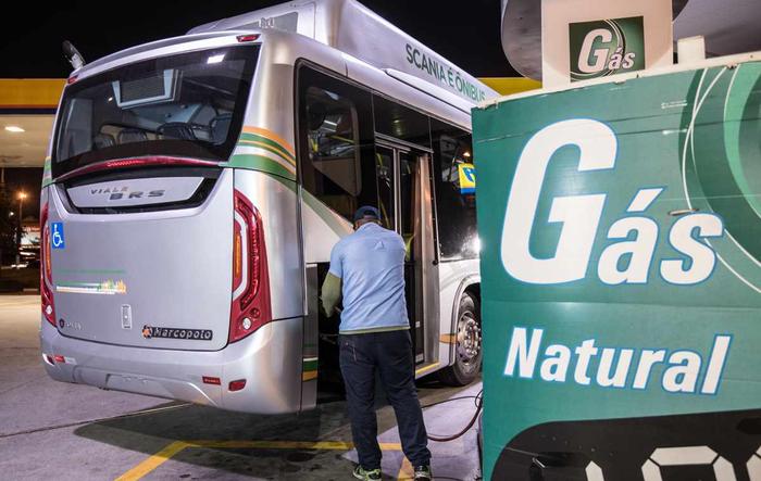 Scania vai lançar ônibus rodoviário a GNV até o fim do ano 