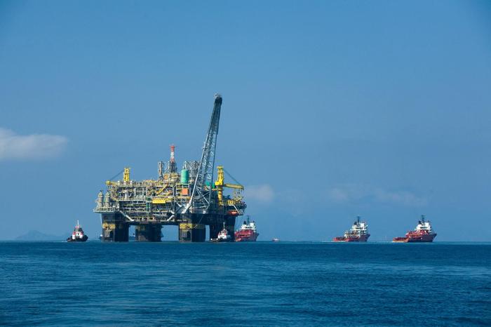 Petrobras eleva diesel em 8% na refinaria, em 1ª alta do ano; mantém valor da gasolina
