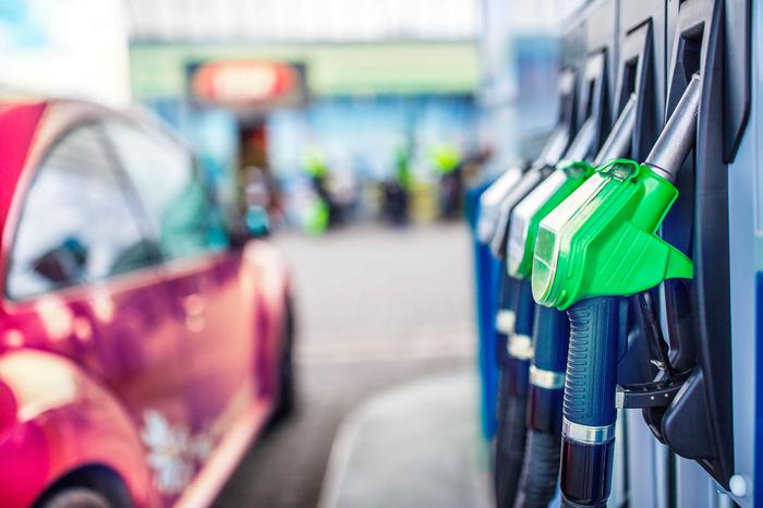 Petrobras aumenta gasolina, mas mantém preço do diesel 