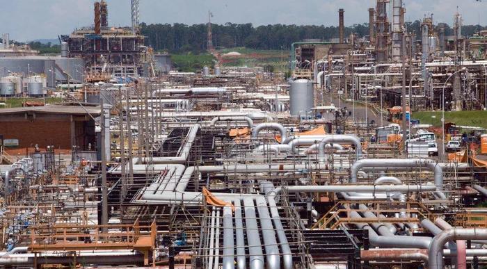 Replan refina maior volume de petróleo na pandemia após volta de duas unidades 