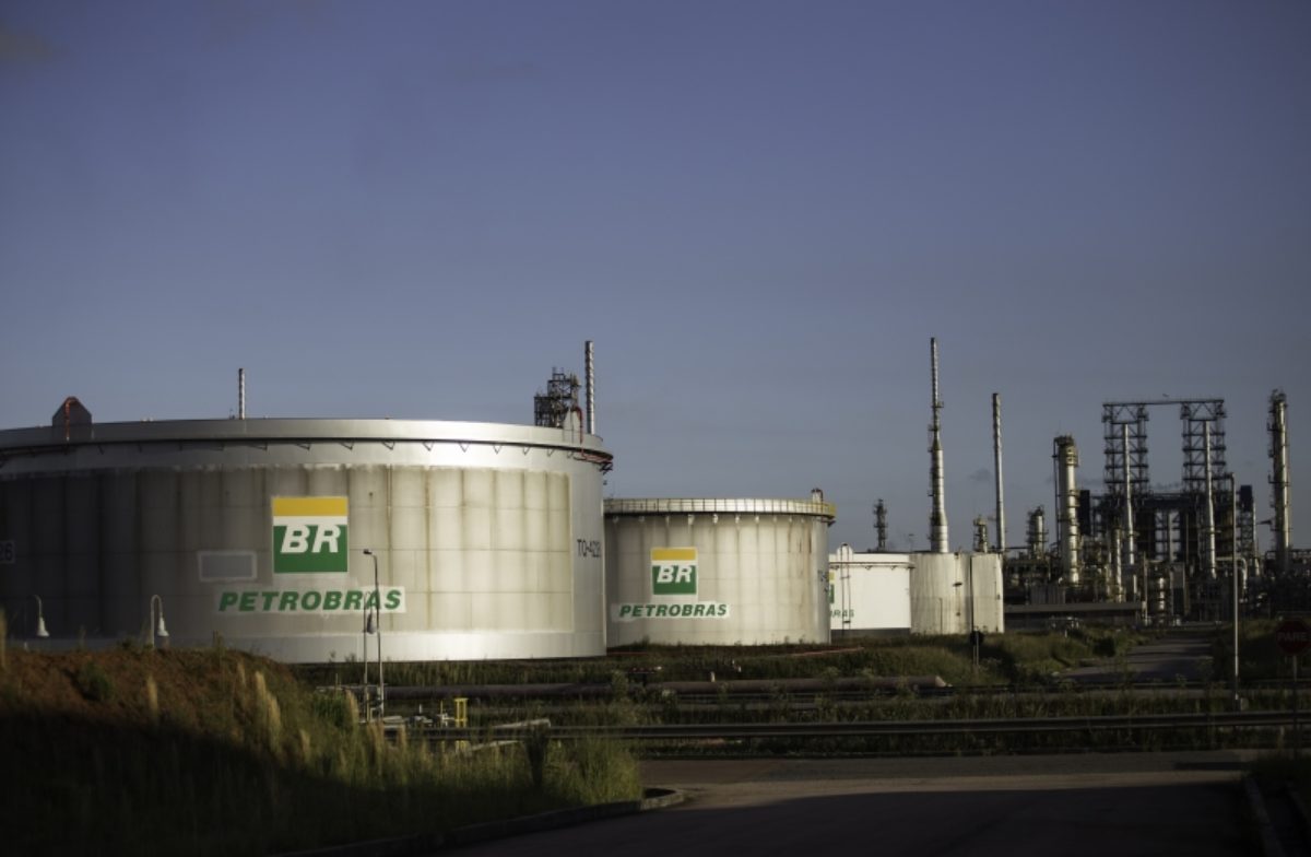 Petrobrás produz mais combustíveis e começa a sair da crise causada pela pandemia