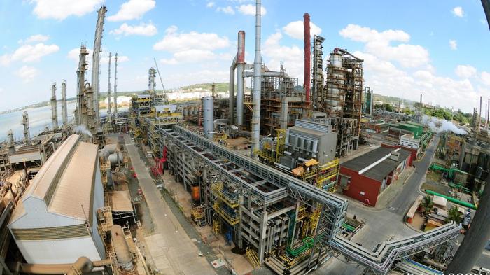 Novos operadores do refino devem despontar no país a partir de 2021