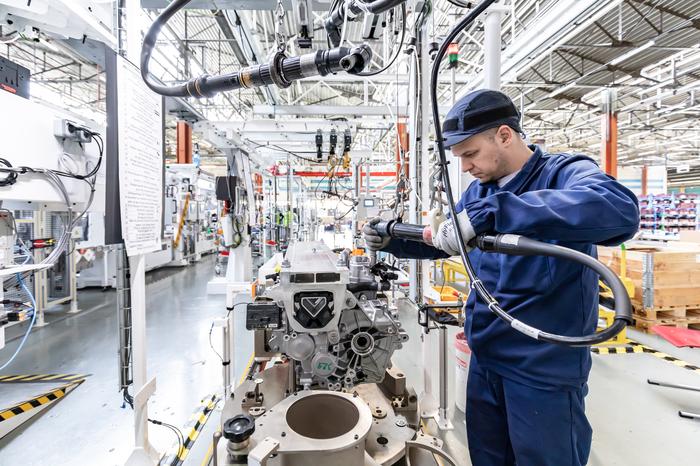 Maior fábrica de motores diesel do mundo será convertida para produção de elétricos
