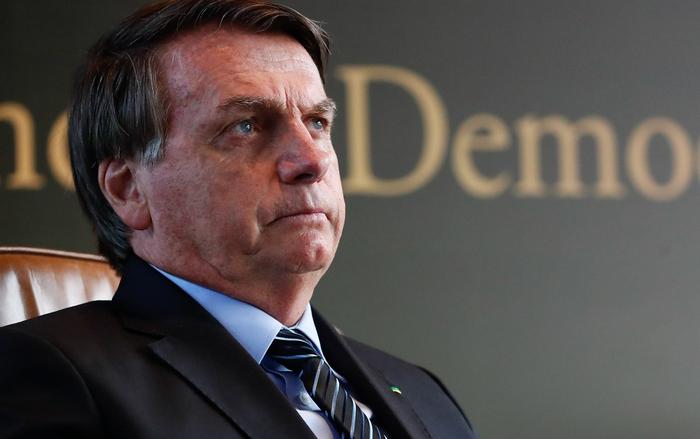 Bolsonaro diz que estuda corte definitivo de imposto sobre diesel