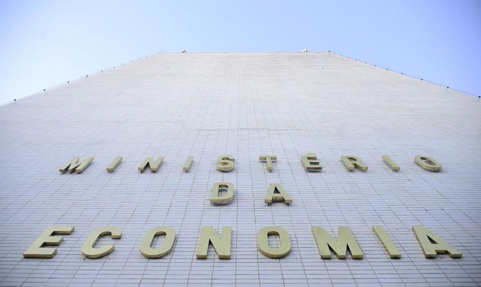 Proposta do Ministério da Economia que previa volta ao B8 é descarta pelo governo