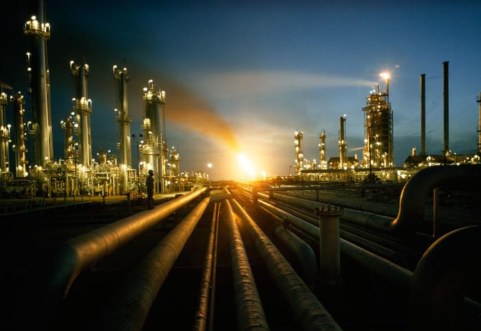 Por que a Petrobras quase não tem concorrentes na produção de combustível?