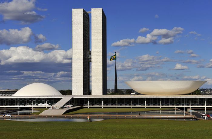 Projeto cria fundo de estabilização do preço dos derivados de petróleo