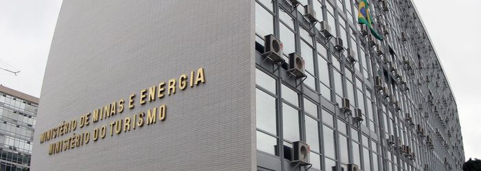 Mistura menor de biodiesel considera consumidor, diz MME; biocombustível sofre críticas